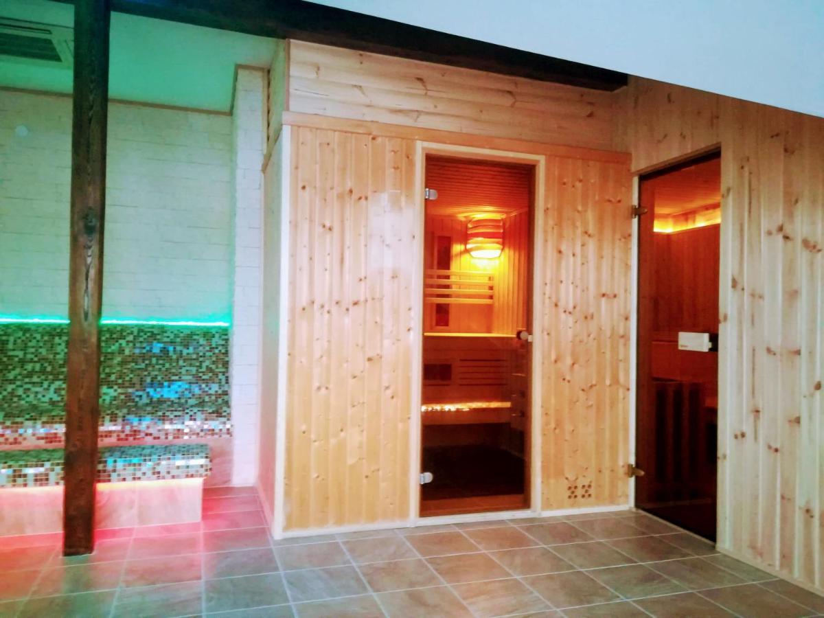 Hotel 쿠드즈코 외부 사진